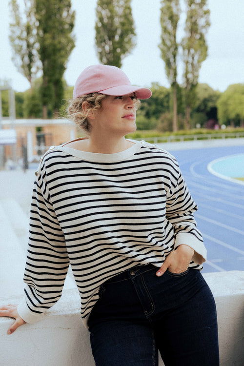 Maritimer Pullover mit Knöpfen-Paprika-1