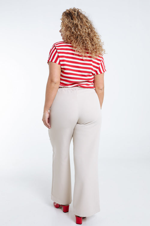 Beige / 46-Paprika-1