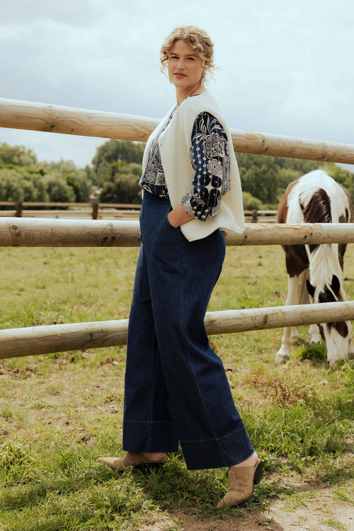 Denim / 46-Paprika-1