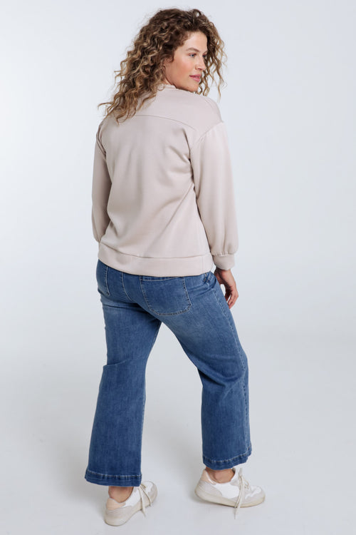 Beige / 46-Paprika-1