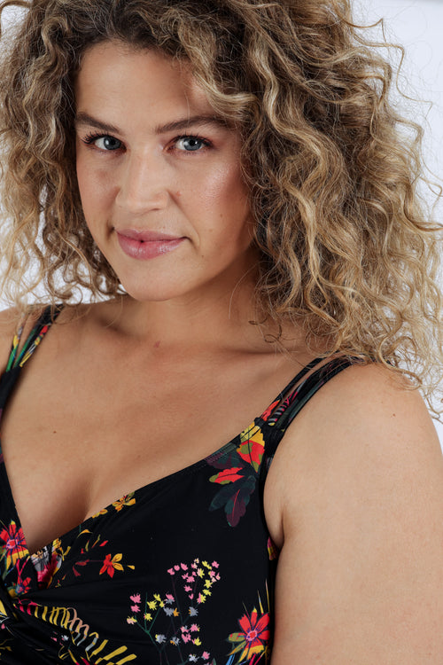 Schwarz / 46-Paprika-1