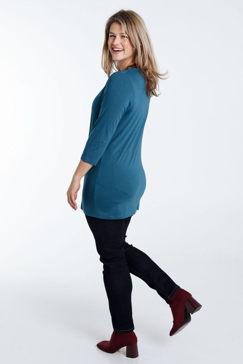 Einfaches, einfarbiges Viskose-T-Shirt-Paprika-2