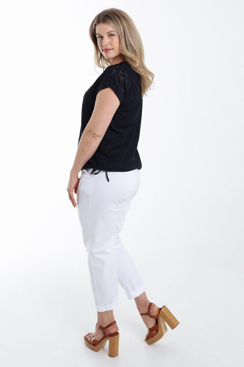 Unifarbenes Spitzen-T-Shirt mit Blumenmuster-Paprika-2