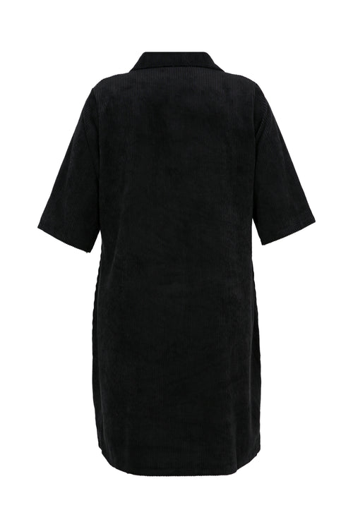 Kurzes, unifarbenes Cordkleid mit aufgestickten Taschen-Paprika-11