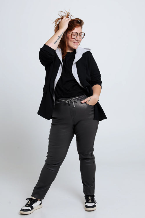 Beschichtete Slim-Fit-Jeggings mit feinem Gürtel-Paprika-7