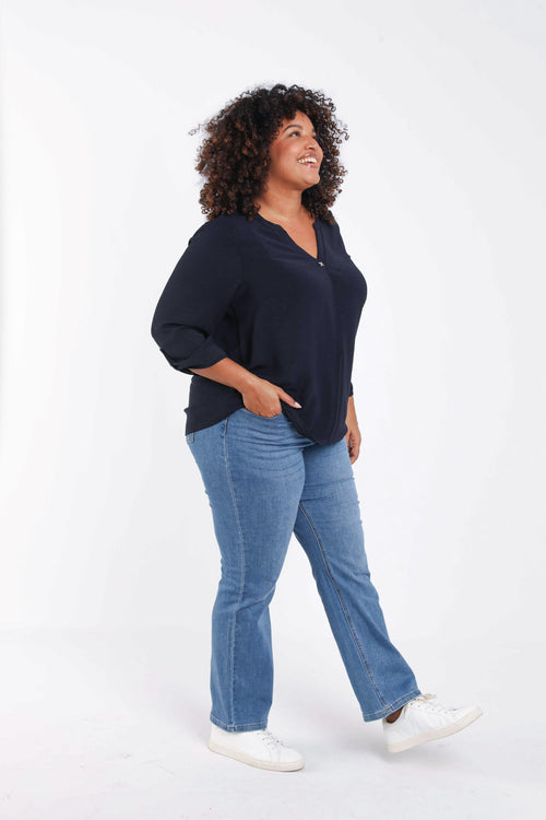 Uni-Bluse mit Schmuckdetail-Paprika-7