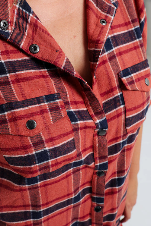 Langes, kariertes Hemd mit Taschen und Druckknöpfen-Paprika-5