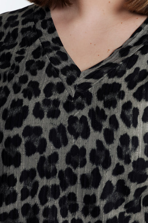 Bluse mit Leopardenmuster-Paprika-6
