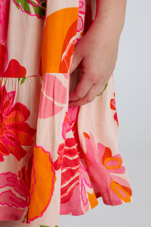 Kurzes Kleid aus bedruckter Viskose mit Blumenmuster-Paprika-6