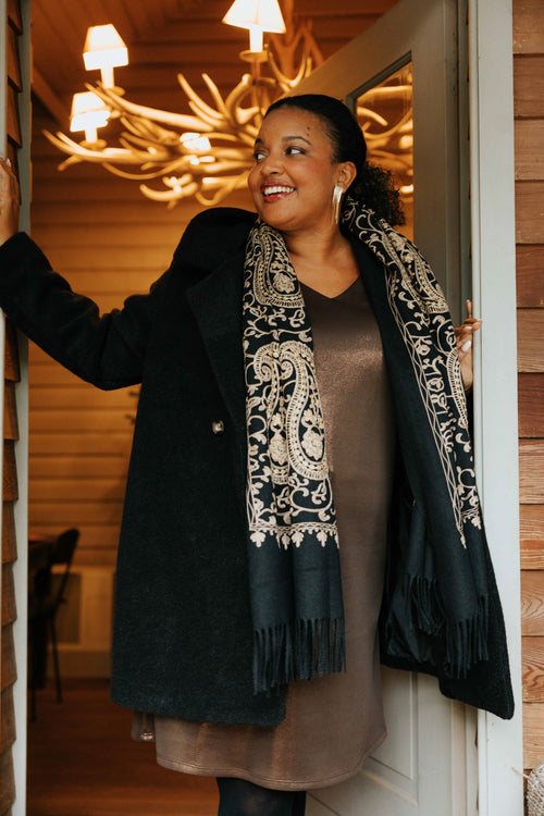 Schwarz / 46-Paprika-1