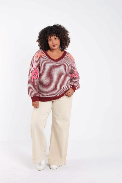 Pull rayé avec broderies-Paprika-9