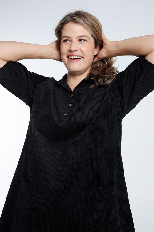 Schwarz / 46-Paprika-1