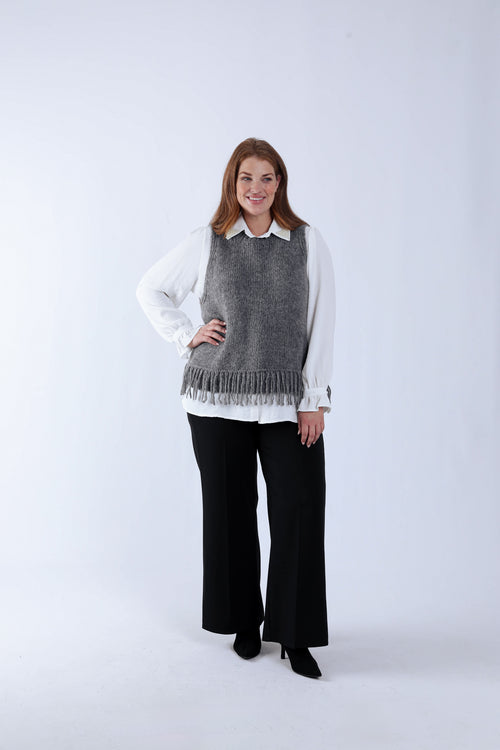 Ärmelloser einfarbiger Pullover mit Fransen-Paprika-7