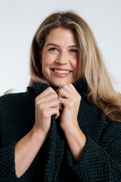 Kurze, unifarbene Jacke aus gesprenkeltem Stoff mit Wolle-Paprika-4