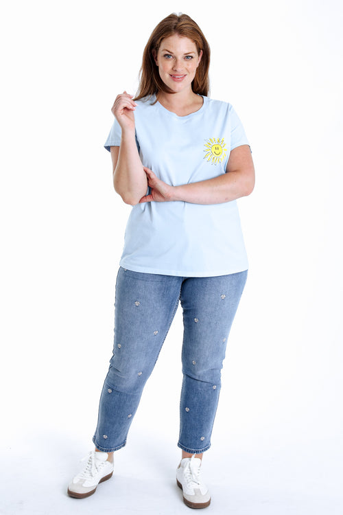 Ein einfarbiges Baumwoll-T-Shirt mit Sonnenprint-Paprika-8