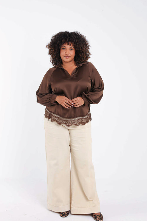 Blouse en viscose effet satiné, unie avec dentelle-Paprika-9