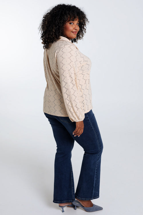 Beige / 46-Paprika-1