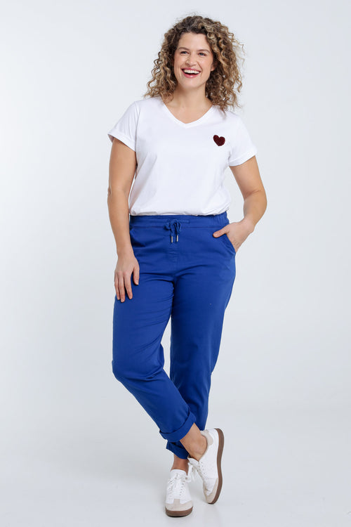Einfarbiges Baumwoll-T-Shirt mit Paillettenherz-Paprika-8