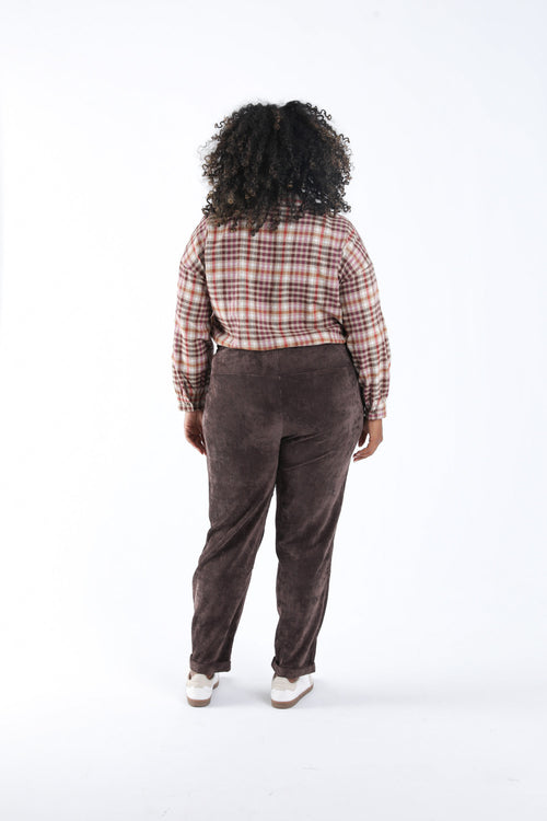 Marron / 46-Paprika-1