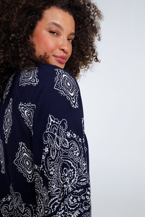 Bluse aus bedruckter Viskose mit Kaschmirmuster-Paprika-3
