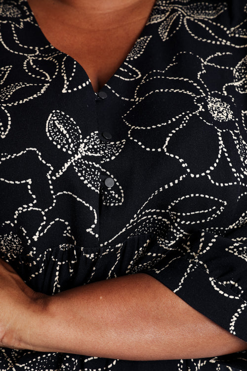 Kurzes Kleid aus bedrucktem Viskose mit Blumenmuster-Paprika-5
