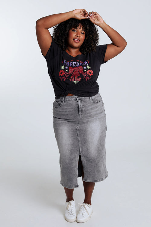 Locker geschnittenes T-Shirt mit der Aufschrift „Freedom“-Paprika-5
