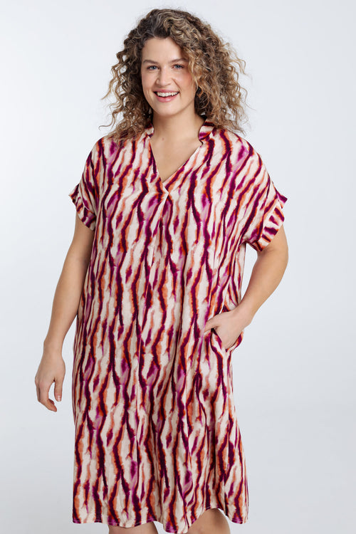  Kleid aus Viskose mit ethnischem Print-Paprika-1