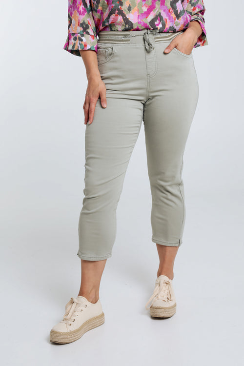 Khaki / 40-Paprika-3