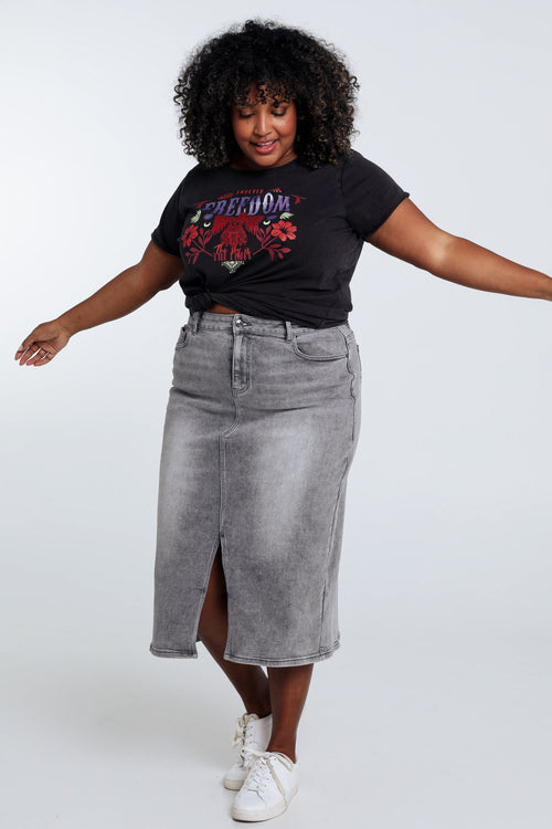 Locker geschnittenes T-Shirt mit der Aufschrift „Freedom“-Paprika-7