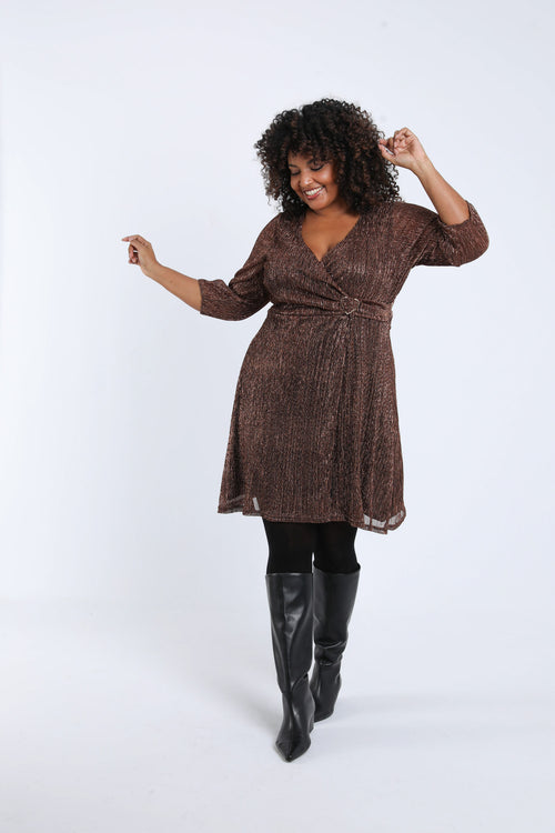 Einfarbiges, plissiertes Kleid mit Lurex-Paprika-8