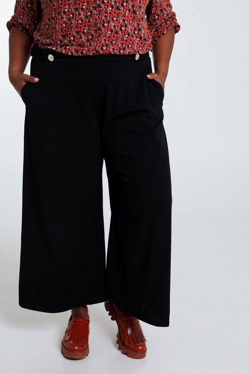 Schwarz / 46-Paprika-1