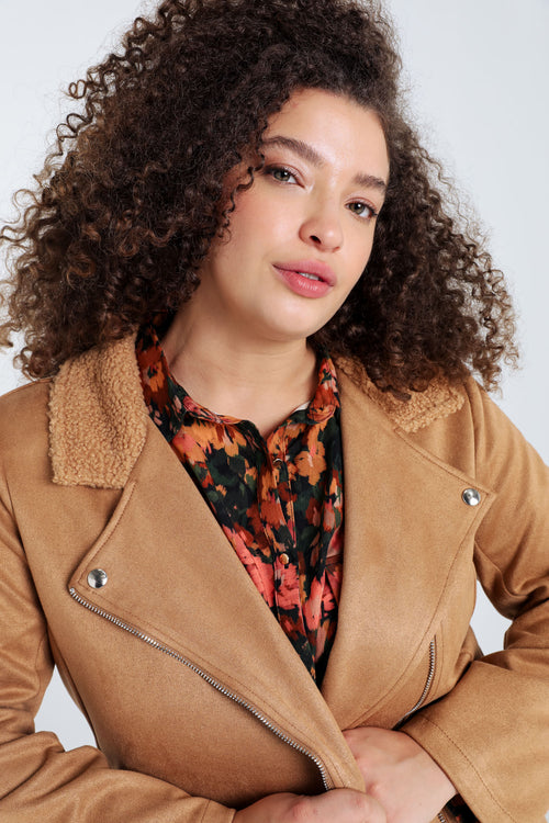 Kamel / 46-Paprika-1