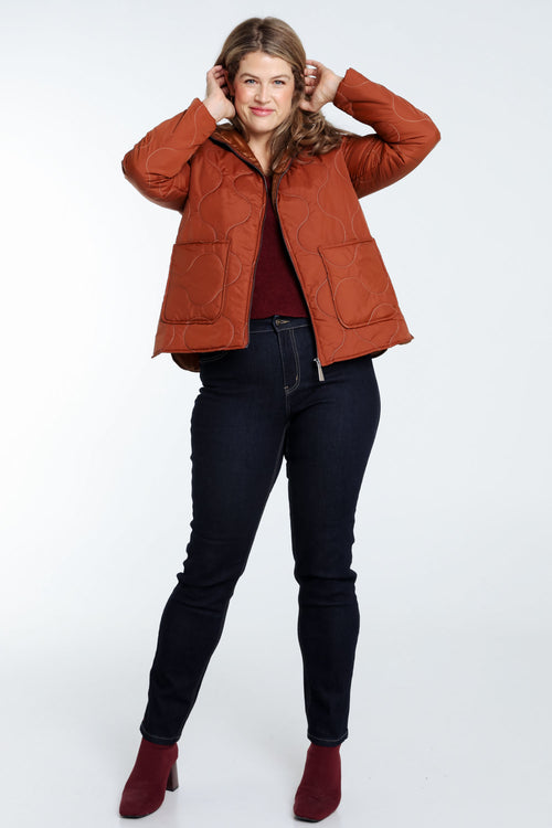 Kurze, unifarbene Daunenjacke mit großen Taschen, Kapuze und Stickerei-Paprika-10