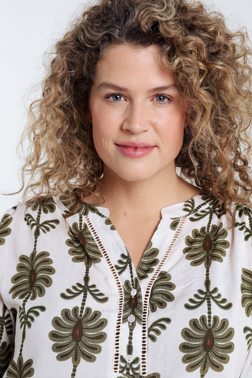 Bluse mit Durchbruchdetails und zweifarbigem Druck-Paprika-3