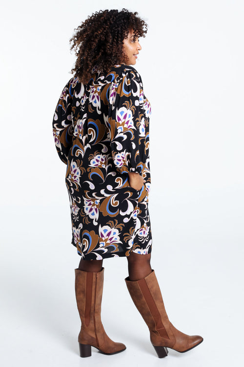 Schwarz / 46-Paprika-1