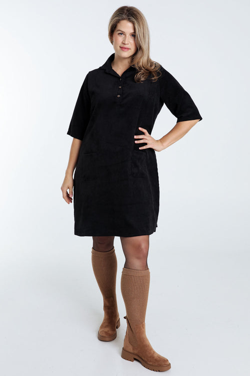 Kurzes, unifarbenes Cordkleid mit aufgestickten Taschen-Paprika-7