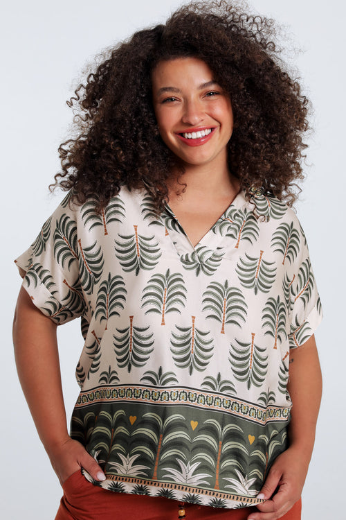 Bluse aus bedruckter Viskose mit Palmenmuster-Paprika-1