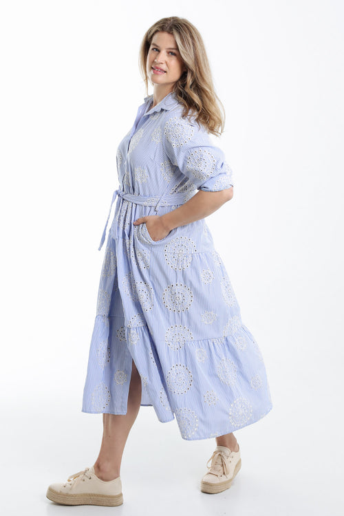 Gestreiftes langes Kleid mit Stickereien-Paprika-7