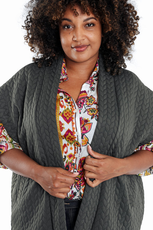 Ärmellose einfarbige Jacke mit geflochtenem Detail-Paprika-7