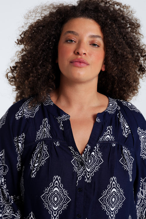 Bluse aus bedruckter Viskose mit Kaschmirmuster-Paprika-4