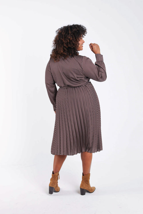 Marron / 46-Paprika-1