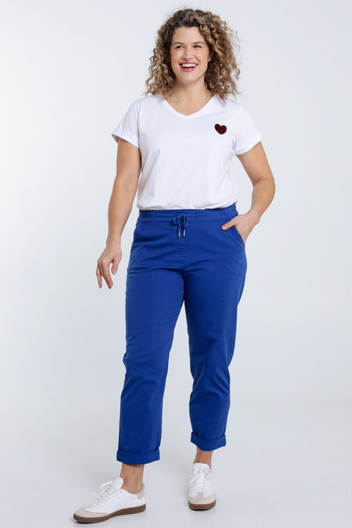 Einfarbiges Baumwoll-T-Shirt mit Paillettenherz-Paprika-7