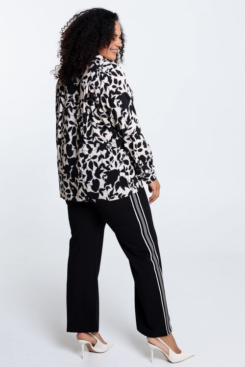 Schwarz / 46-Paprika-1