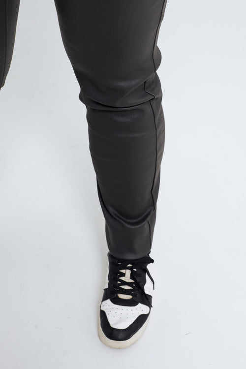 Beschichtete Slim-Fit-Jeggings mit feinem Gürtel-Paprika-4