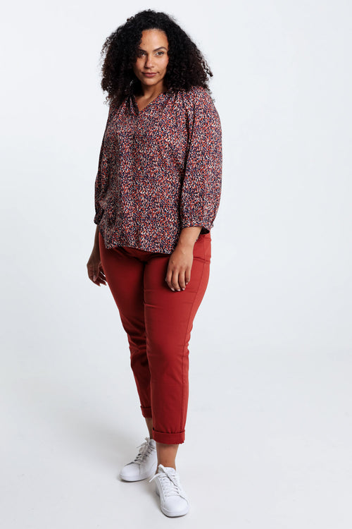 Viskosebluse mit Tierfellmuster-Paprika-9