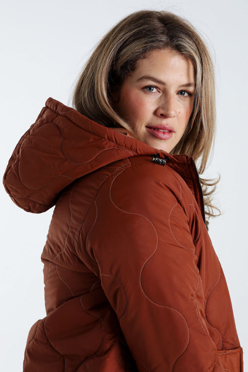 Kurze, unifarbene Daunenjacke mit großen Taschen, Kapuze und Stickerei-Paprika-7