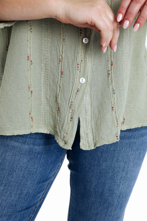Ein einfarbiges Baumwollbluse mit mehrfarbigem Detail-Paprika-4